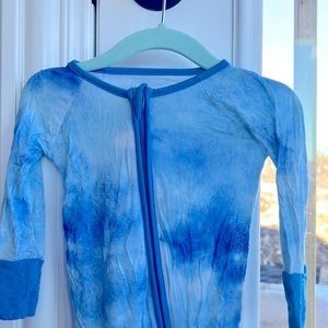 Little sleepies 0-3 mo BLUE WATERCOLOR zippy GUC